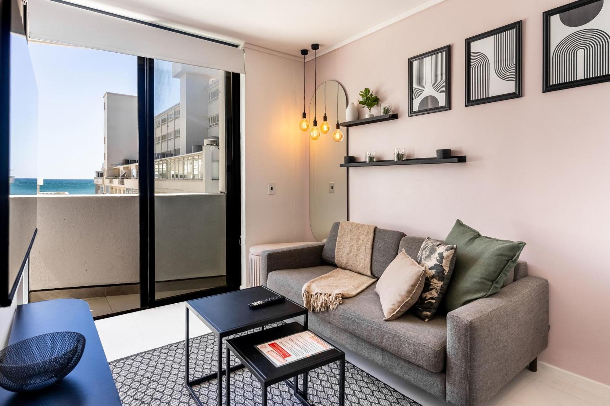 Flamingo 302: Sea Point Aprt With Sea Views Appartement *